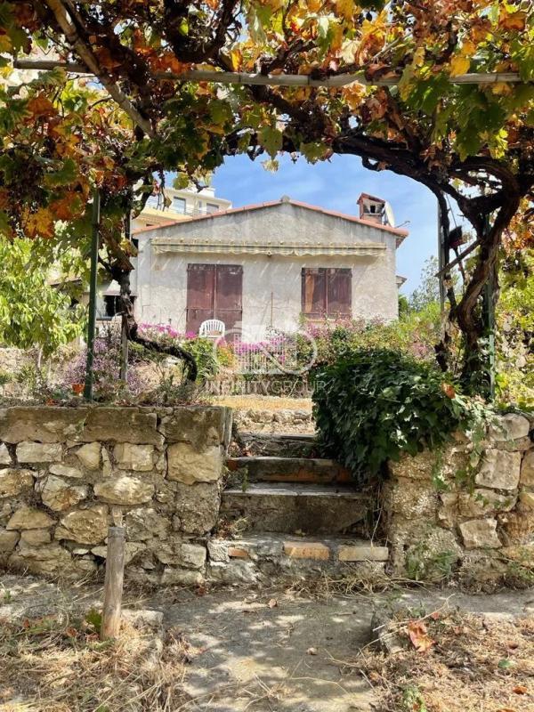 Villa - 80 m² - 4 pièces