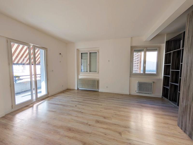 Appartement - 114 m² - 5 pièces