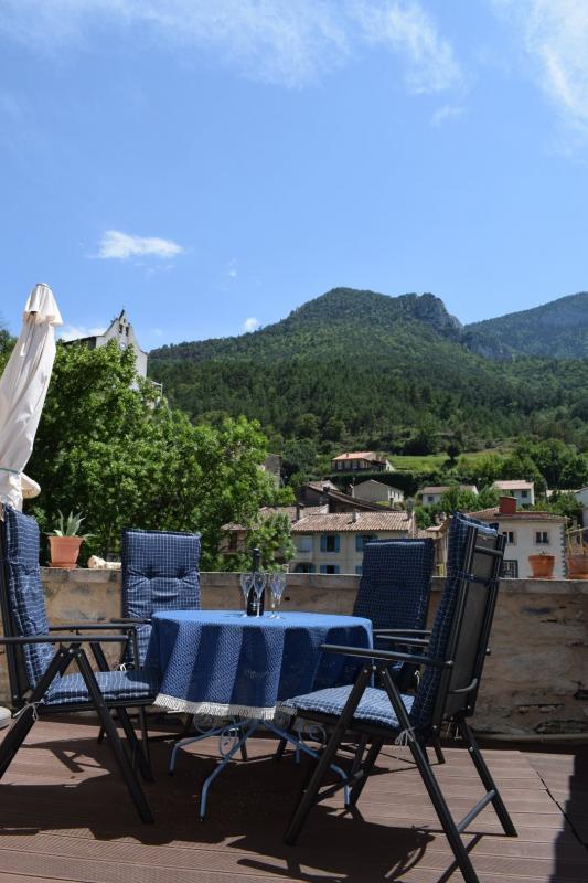 Maison en pierre - 140 m² - 9 pièces