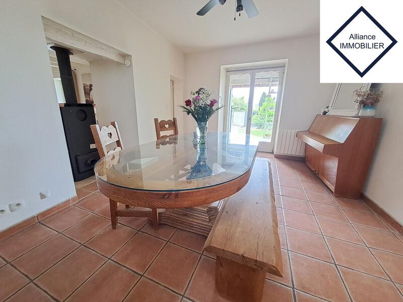 Maison - 136 m² - 8 pièces