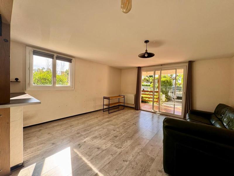 Villa - 200 m² - 10 pièces