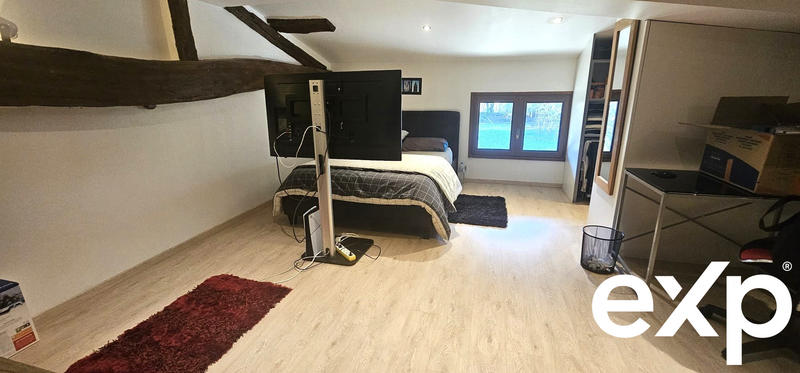 Maison - 203 m² - 4 pièces