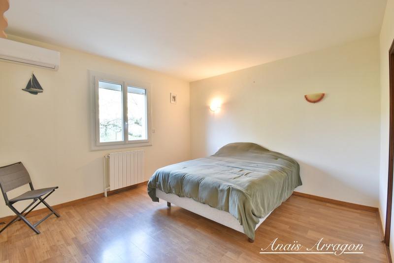 Maison - 206 m² - 4 pièces