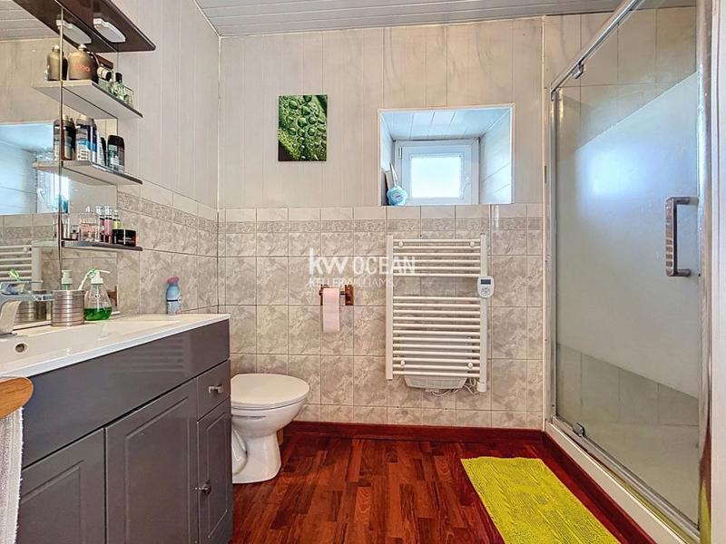 Maison - 183 m² - 7 pièces