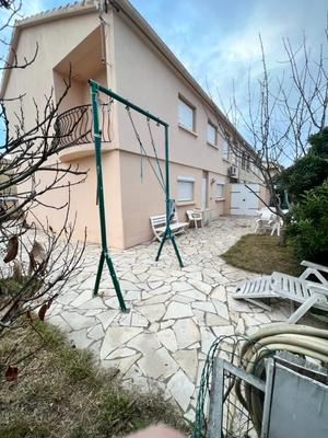 Maison traditionnelle - 150 m² - 5 pièces