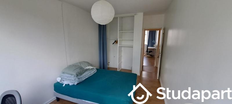Chambre - 13 m² - 1 pièce