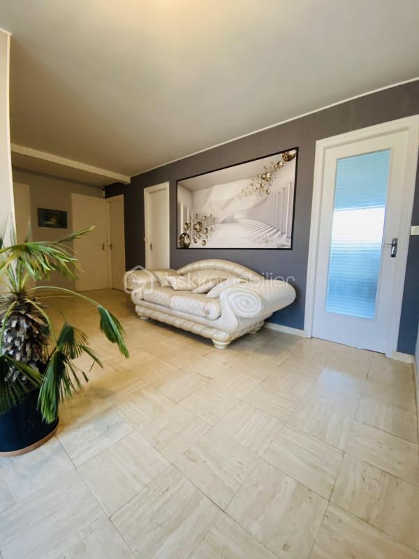 Maison - 152 m² - 6 pièces