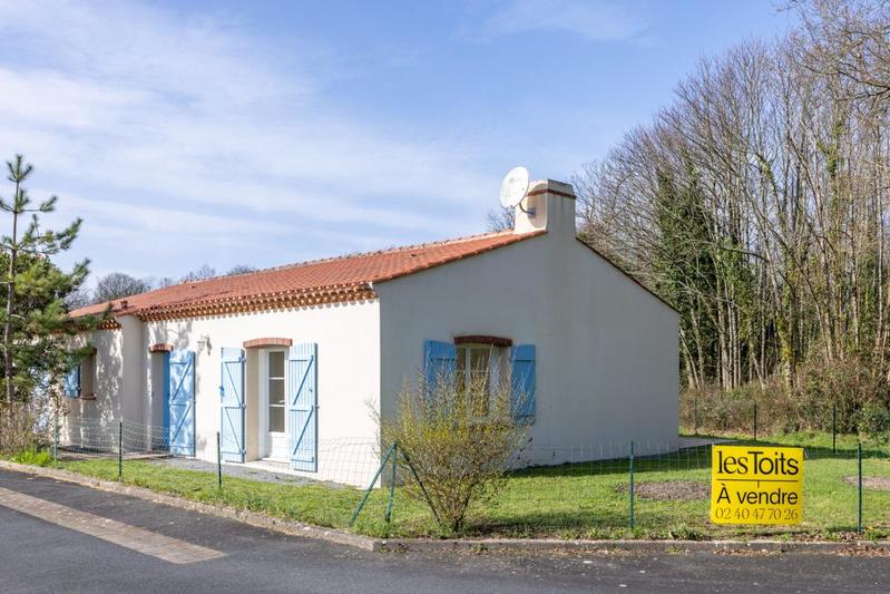 Maison - 93 m² - 4 pièces