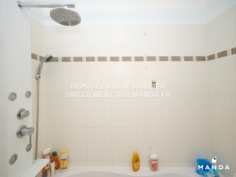 Chambre - 14 m² - 4 pièces