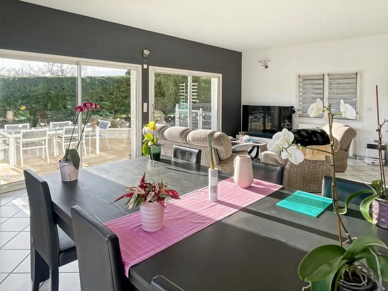 Villa - 167 m² - 5 pièces