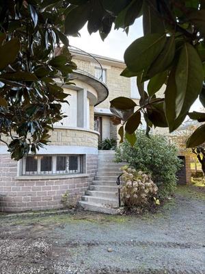 Maison - 179 m² - 7 pièces