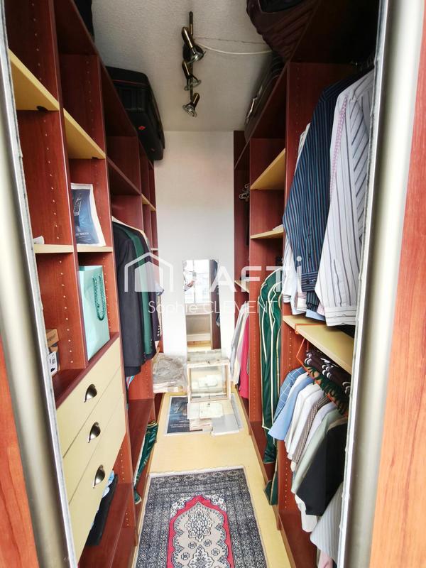 Appartement - 104 m² - 4 pièces