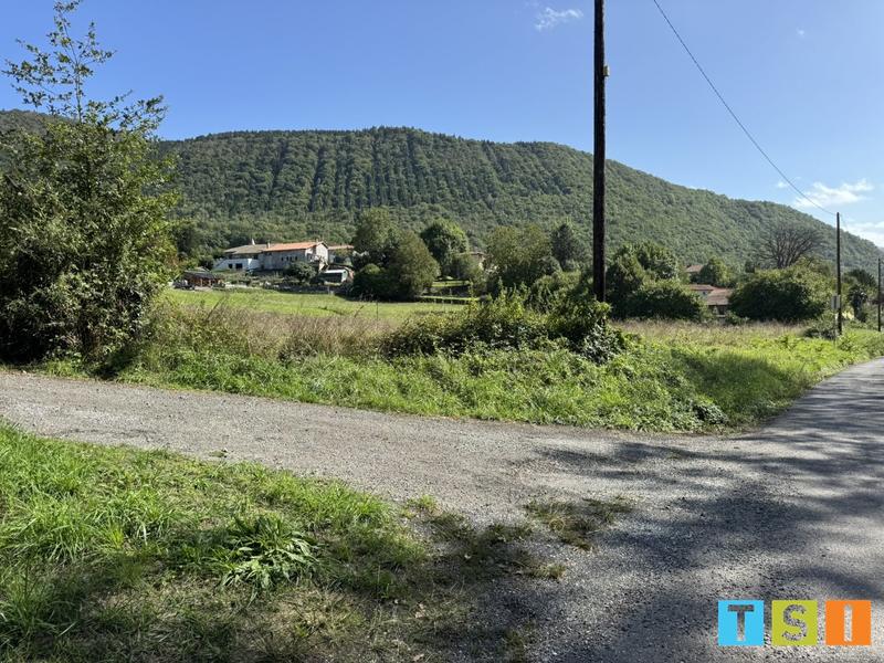 Terrain constructible - 5 125 m²