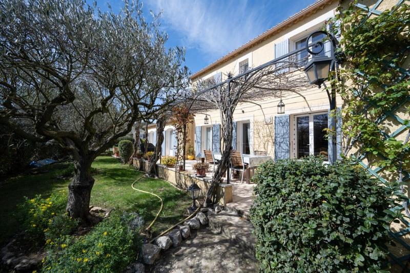 Villa - 177 m² - 5 pièces