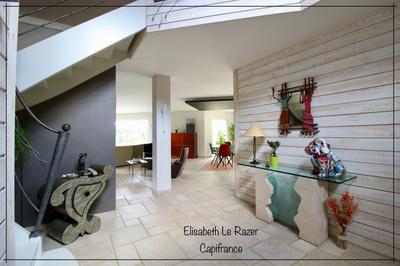 Maison - 180 m² - 7 pièces