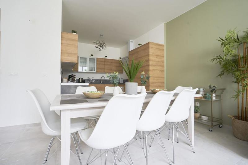 Maison - 137 m² - 8 pièces