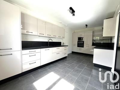 Maison - 135 m² - 6 pièces