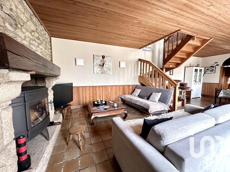 Maison - 105 m² - 5 pièces