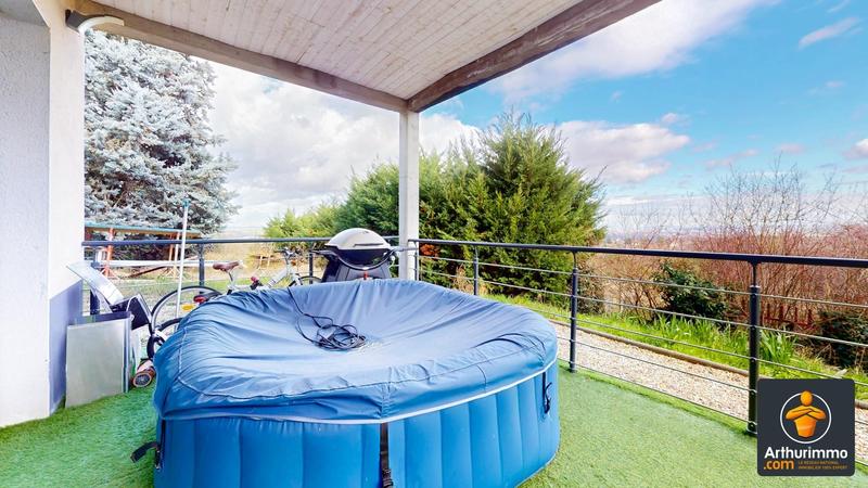 Appartement - 102 m² - 4 pièces