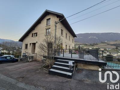 Appartement - 75 m² - 4 pièces