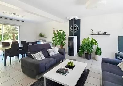 Maison - 142 m² - 5 pièces