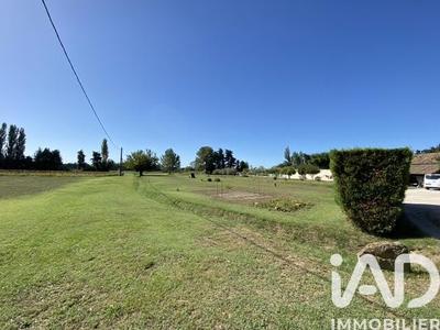 Maison - 238 m² - 7 pièces