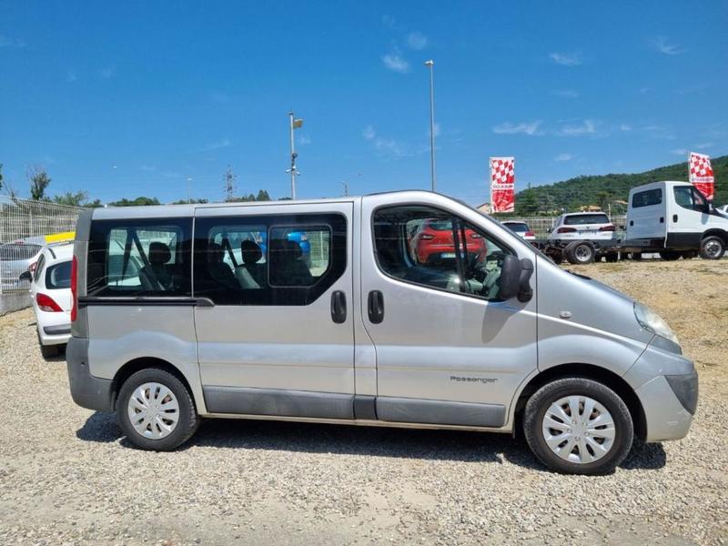 Renault Trafic II L1h1 Combi 9 Places 2.0 Dci 115 Clim