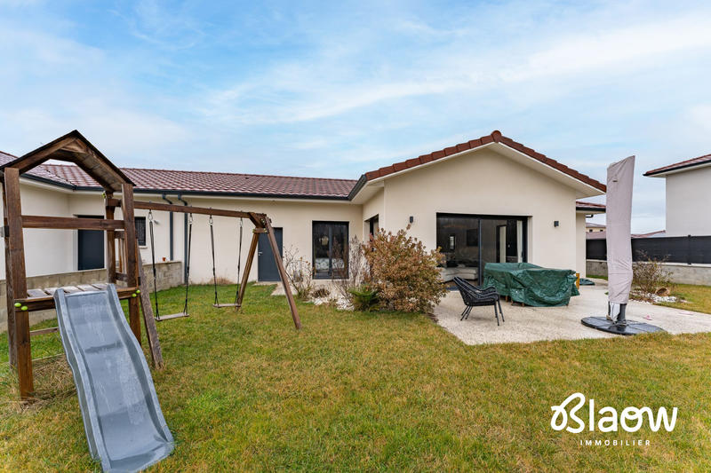 Maison - 107 m² - 4 pièces