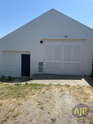 Local commercial - 149 m² - 3 pièces