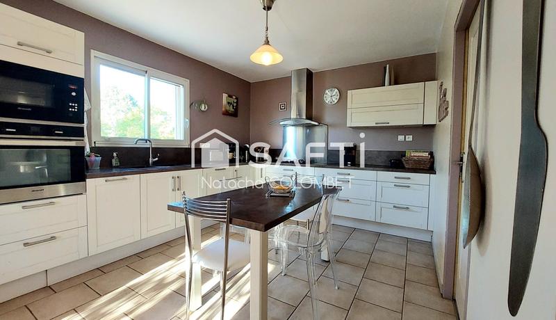 Maison - 184 m² - 5 pièces