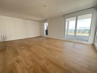 Appartement - 86 m² - 4 pièces