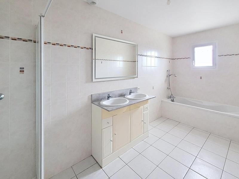 Maison - 109 m² - 4 pièces