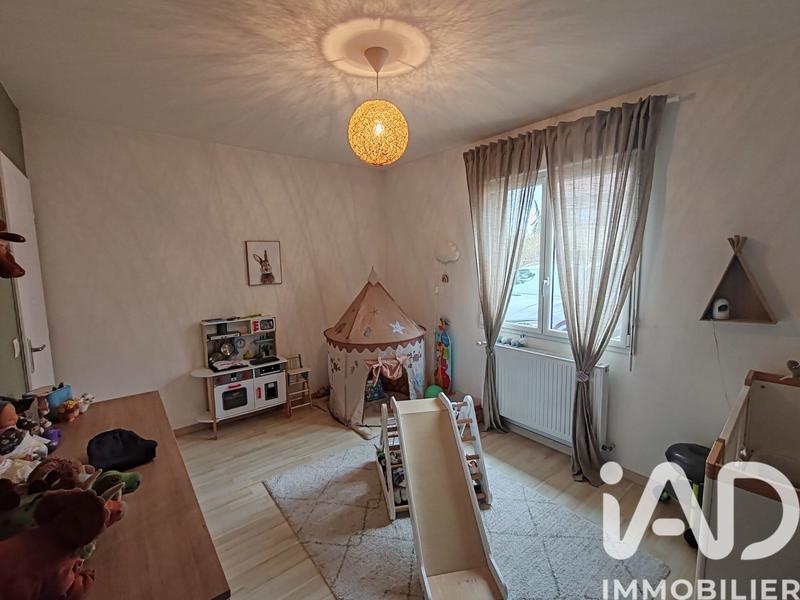 Maison - 203 m² - 8 pièces