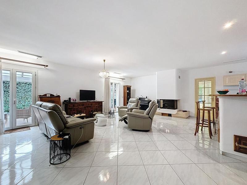 Villa - 187 m² - 5 pièces