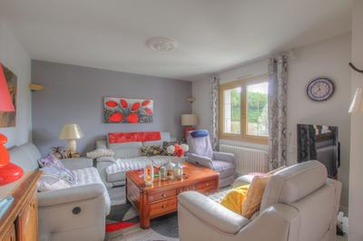 Maison - 142 m² - 6 pièces