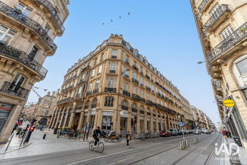 Appartement - 208 m² - 6 pièces