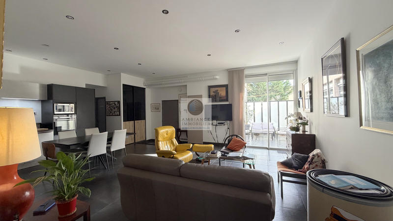 Appartement - 99 m² - 5 pièces