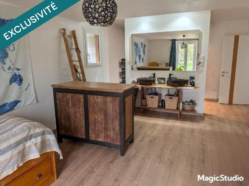 Maison - 169 m² - 7 pièces
