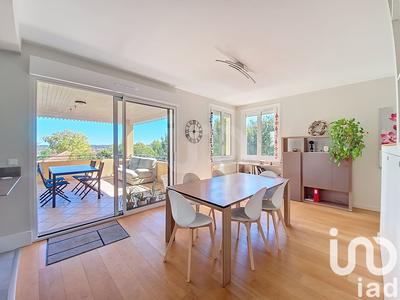 Maison - 174 m² - 7 pièces