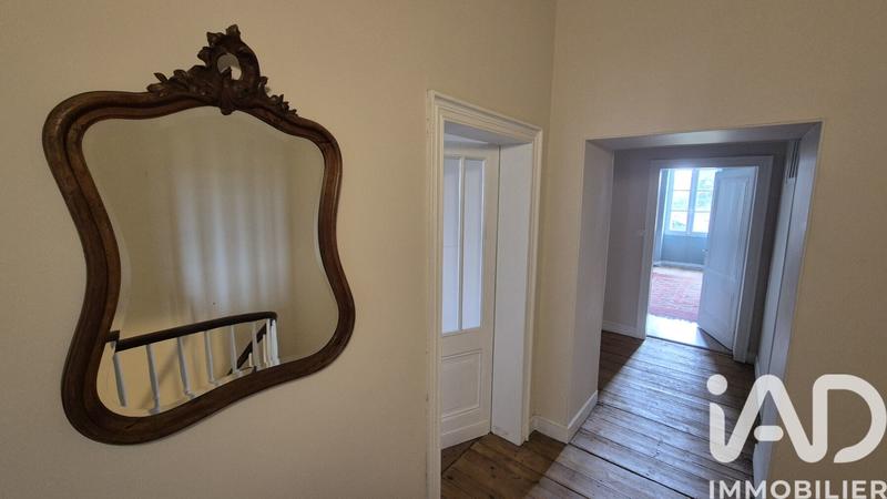 Maison - 280 m² - 9 pièces