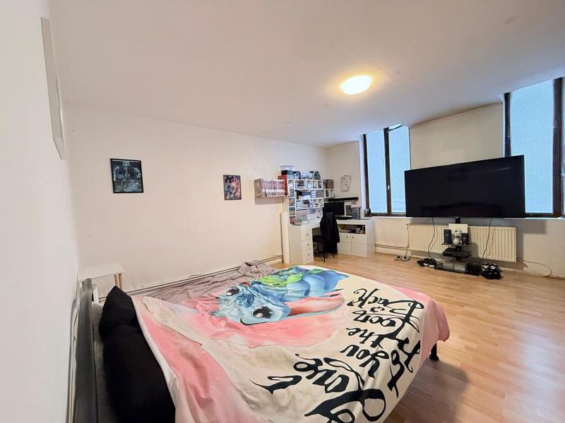 Maison - 90 m² - 3 pièces