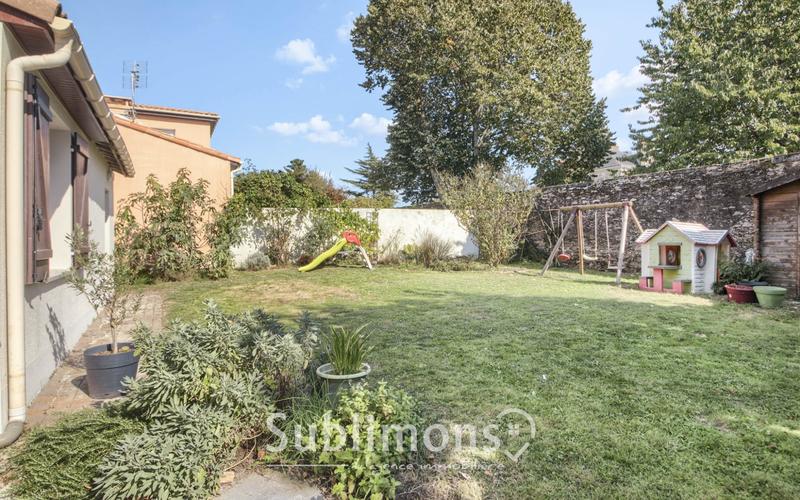 Maison - 90 m² - 4 pièces