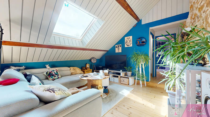 Maison - 90 m² - 4 pièces