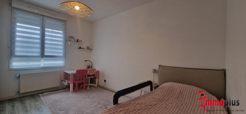 Appartement - 100 m² - 5 pièces