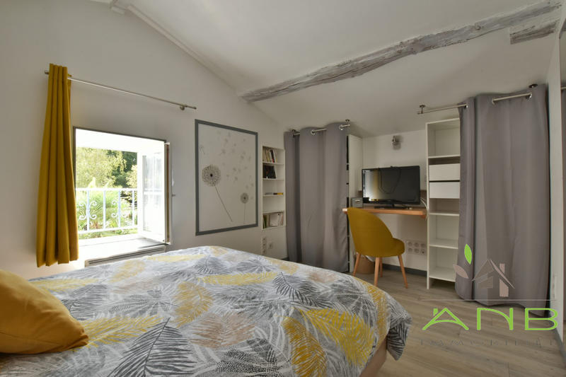 Maison - 200 m² - 10 pièces