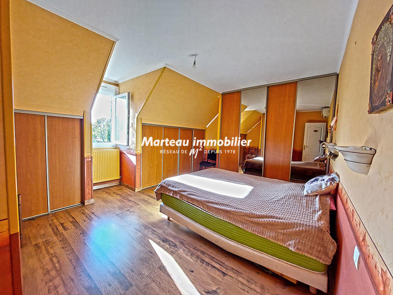 Maison - 192 m² - 9 pièces