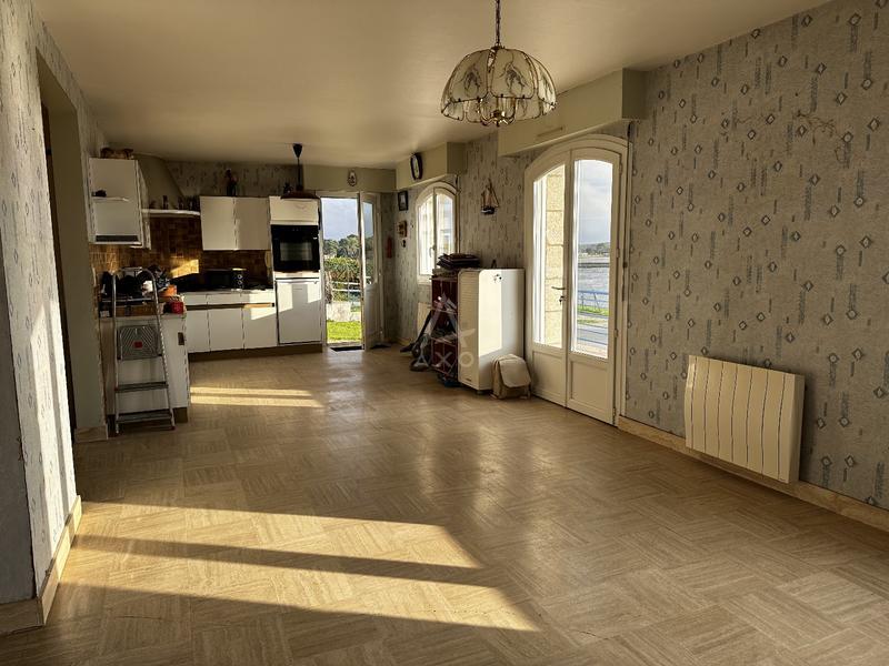 Maison - 103 m² - 6 pièces