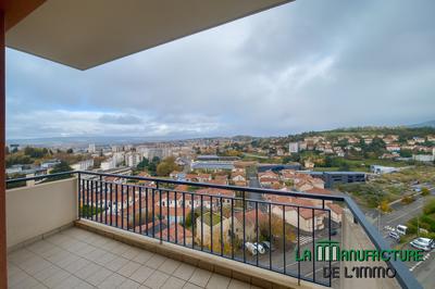 Appartement - 75 m² - 4 pièces