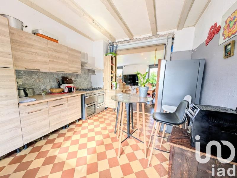 Maison - 223 m² - 8 pièces