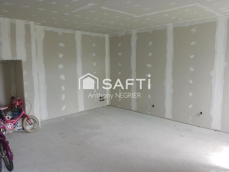 Maison - 300 m² - 10 pièces